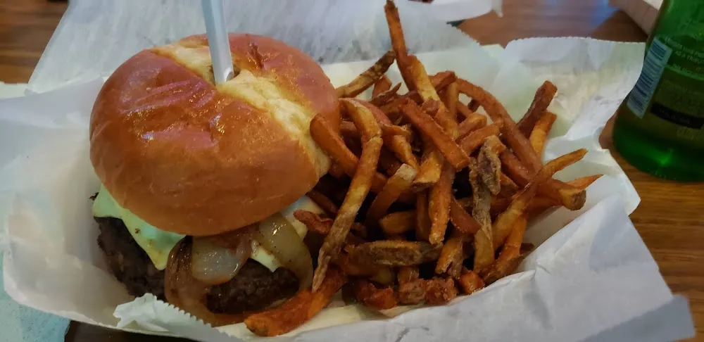 Big Burger Mushroom & Swiss Cheese